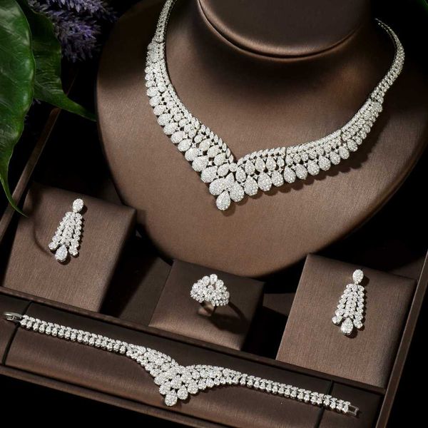 hibride мода геометрического дизайн нигерийского wedding цирконий ожерелье дубай 4шт платье комплект ювелирных изделия для подарков партии n, Silver
hibride мода геометрического дизайн нигерийского wedding цирконий ожерелье дубай 4шт платье комплект ювелирных изделия для подарков партии n, Silver