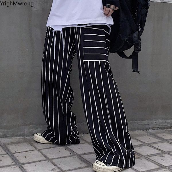 contrast striped loose baggy straight jogger pant woman man streetwear hip hop side big pocket summer harajuku harem punk korean t200609, Black;white
contrast striped loose baggy straight jogger pant woman man streetwear hip hop side big pocket summer harajuku harem punk korean t200609, Black;white