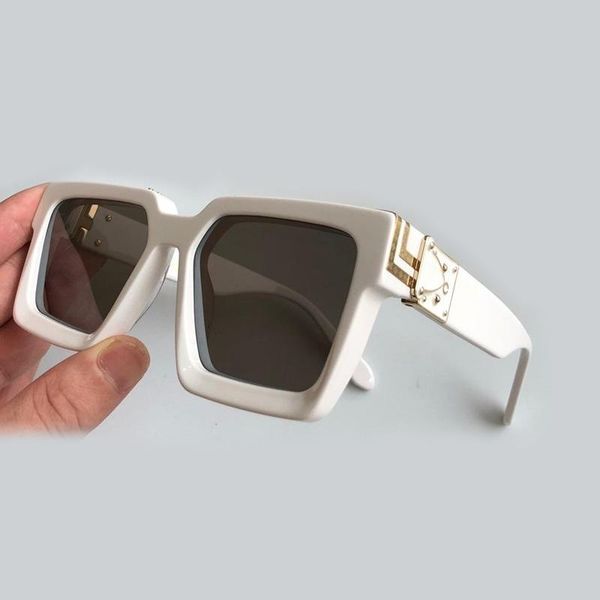 2020 summer brand designer sunglasses women ladies sun glasses square eyewear retro gafas de sol mujer logo oculos feminino, White;black
2020 summer brand designer sunglasses women ladies sun glasses square eyewear retro gafas de sol mujer logo oculos feminino, White;black