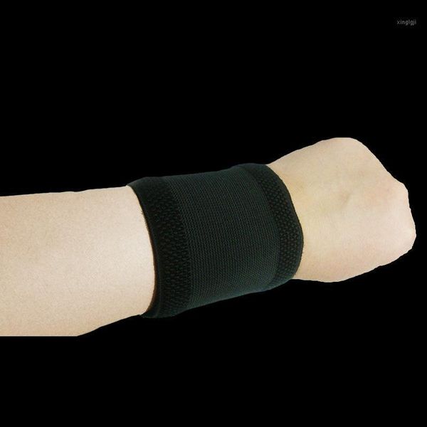 wrist support a pair adjustable pressure stretchable wristbands for gym fitness bodybuilding volleyball boxing powerlifting1, Black;red
wrist support a pair adjustable pressure stretchable wristbands for gym fitness bodybuilding volleyball boxing powerlifting1, Black;red