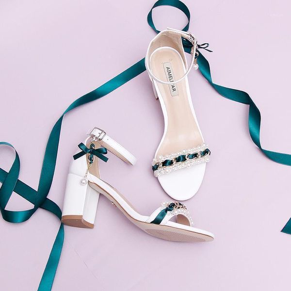 2021 summer new thick high heels open toe lace rhinestone bow low heel small size women's sandals banquet dress large size shoes1, Black
2021 summer new thick high heels open toe lace rhinestone bow low heel small size women's sandals banquet dress large size shoes1, Black