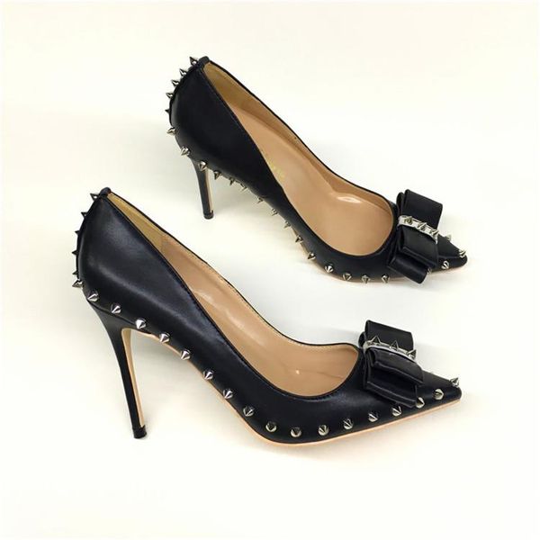 2020 fashion women lady black leather bow spikes rivet poined toes high heels shoes wedding pumps wedding sho
2020 fashion women lady black leather bow spikes rivet poined toes high heels shoes wedding pumps wedding sho