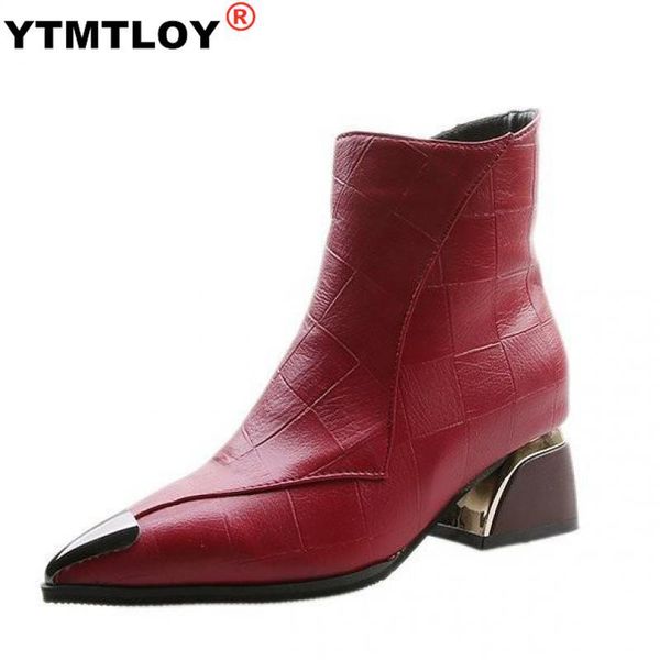 2020 женщины ботильоны velvet площади toe зима короткие плюшевые смешанные цвета носки партия платье zip квадратный каблук высокие каблуки, Black
2020 женщины ботильоны velvet площади toe зима короткие плюшевые смешанные цвета носки партия платье zip квадратный каблук высокие каблуки, Black