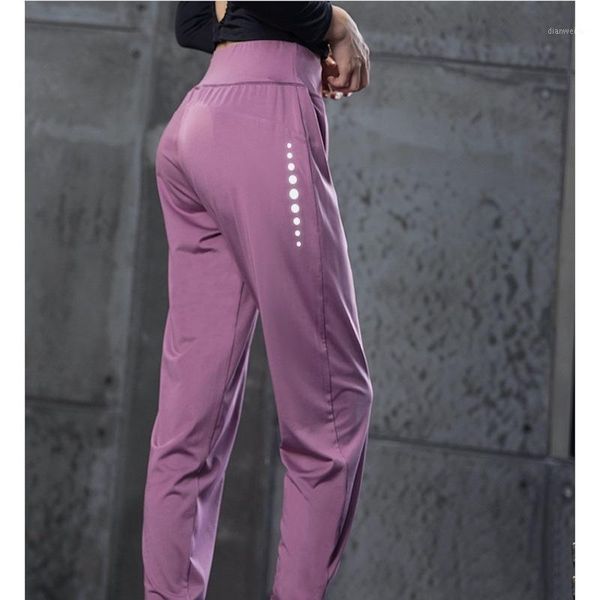19130 loose style 3m reflective sport pants women jogging training gym yoga leisure running pants sweatpants fitness sportswear1, Black;blue
19130 loose style 3m reflective sport pants women jogging training gym yoga leisure running pants sweatpants fitness sportswear1, Black;blue