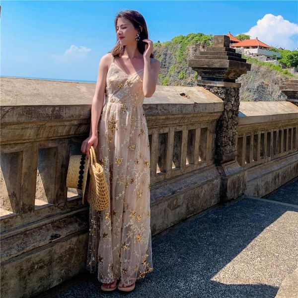 summer luxury women star embroidery v-neck long dress holiday spaghetti strap elegant dresses backless dresses, White
summer luxury women star embroidery v-neck long dress holiday spaghetti strap elegant dresses backless dresses, White