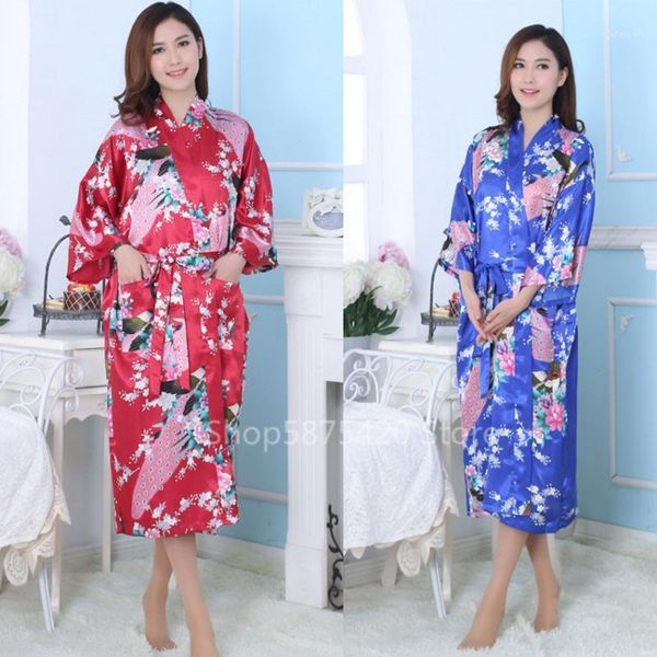16 colors japanese style kimono sleepwear women satin silk peacock print loose long yukata bathrobe female haori retro nightgown1, Black;red
16 colors japanese style kimono sleepwear women satin silk peacock print loose long yukata bathrobe female haori retro nightgown1, Black;red