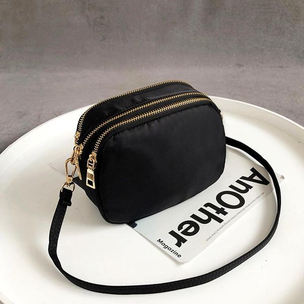 2020 women's bag korean version of all-match messenger bag coin purse simple canvas mini crossbody bags for women
2020 women's bag korean version of all-match messenger bag coin purse simple canvas mini crossbody bags for women