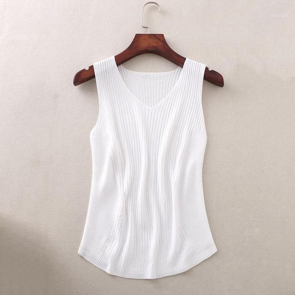 2020 summer new ice silk v-neck leaf hollow knitted camisole women's sleeveless comfortable solid color knitted camisole1, White
2020 summer new ice silk v-neck leaf hollow knitted camisole women's sleeveless comfortable solid color knitted camisole1, White
