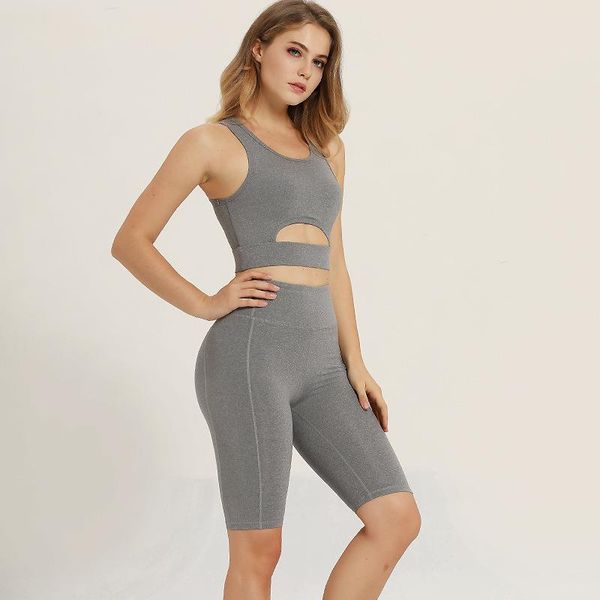 fitness suit for women solid color patchwork padded hollow out exposed navel tank high waist lightweight fitted yoga set, White;red
fitness suit for women solid color patchwork padded hollow out exposed navel tank high waist lightweight fitted yoga set, White;red