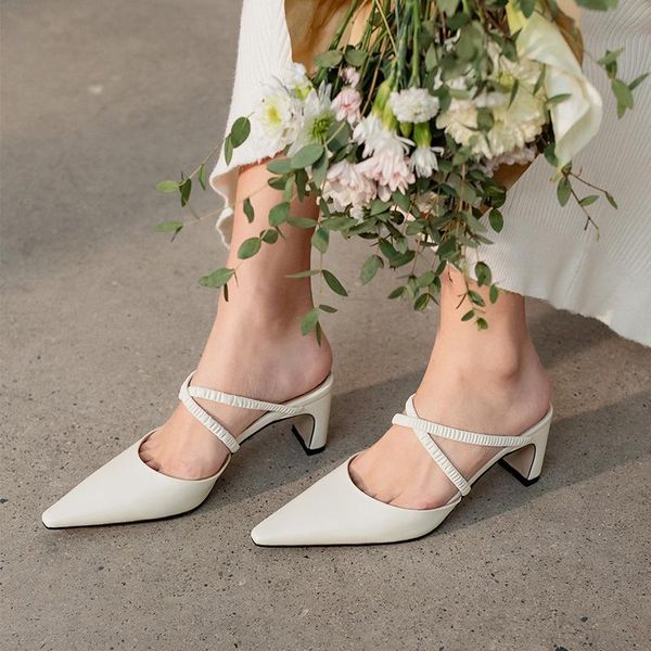 fashion shoes women mules summer slipper sandals 2021 new genuine leather covered toe slip on ladies high heels big plus size 41, Black
fashion shoes women mules summer slipper sandals 2021 new genuine leather covered toe slip on ladies high heels big plus size 41, Black