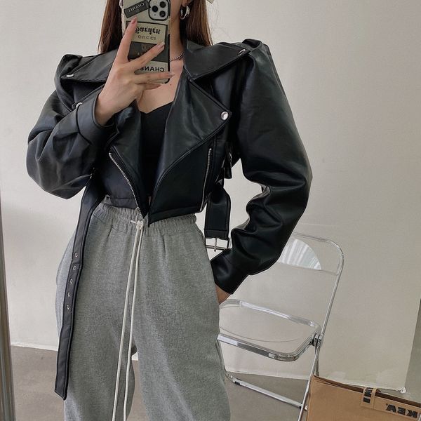 2020 autumn new loose and handsome motorcycle short pu small leather coat long sleeve jacket women's wear
2020 autumn new loose and handsome motorcycle short pu small leather coat long sleeve jacket women's wear