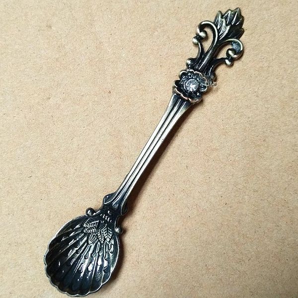 restoring ancient ways fruit forks court metal pomegranate coffee spoon creative flatware set 6pcs 10 5ht e1
restoring ancient ways fruit forks court metal pomegranate coffee spoon creative flatware set 6pcs 10 5ht e1