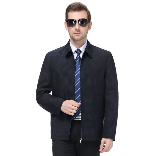 2021 spring and autumn short new middle-aged business leader men's lapel thin jacket, Black;brown
2021 spring and autumn short new middle-aged business leader men's lapel thin jacket, Black;brown
