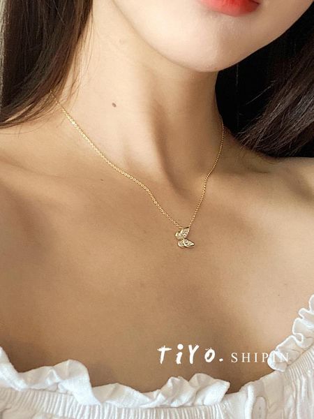 sweet design pendant necklace golden plating thin chain small crystal butterfly charm necklace for women jewelry, Silver
sweet design pendant necklace golden plating thin chain small crystal butterfly charm necklace for women jewelry, Silver