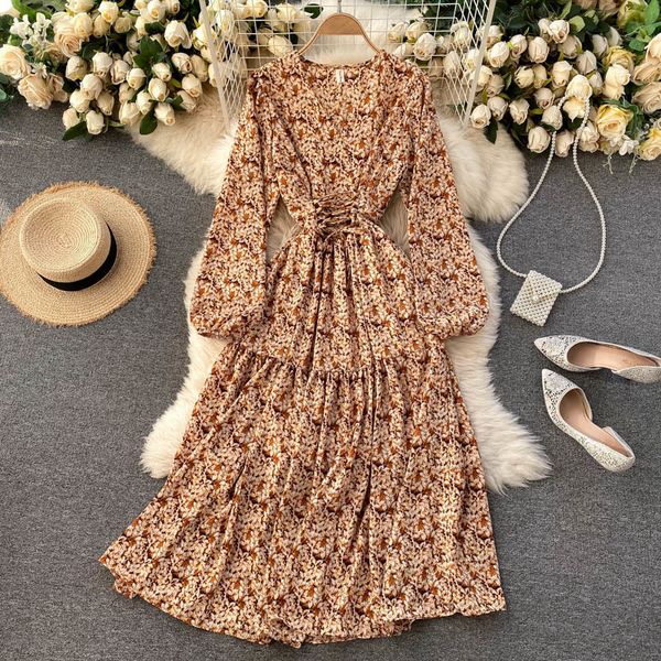 2021 new floral singiny, sweet girly dress, puff neck, lace up, fall line bohemian frilly impression, dress japr, Black;gray
2021 new floral singiny, sweet girly dress, puff neck, lace up, fall line bohemian frilly impression, dress japr, Black;gray