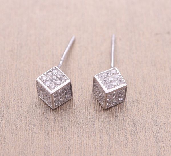 hengsheng s925 silver cross-border one product dropshipping-square dice fashion korean style simple zircon stud earrings for women, Golden
hengsheng s925 silver cross-border one product dropshipping-square dice fashion korean style simple zircon stud earrings for women, Golden