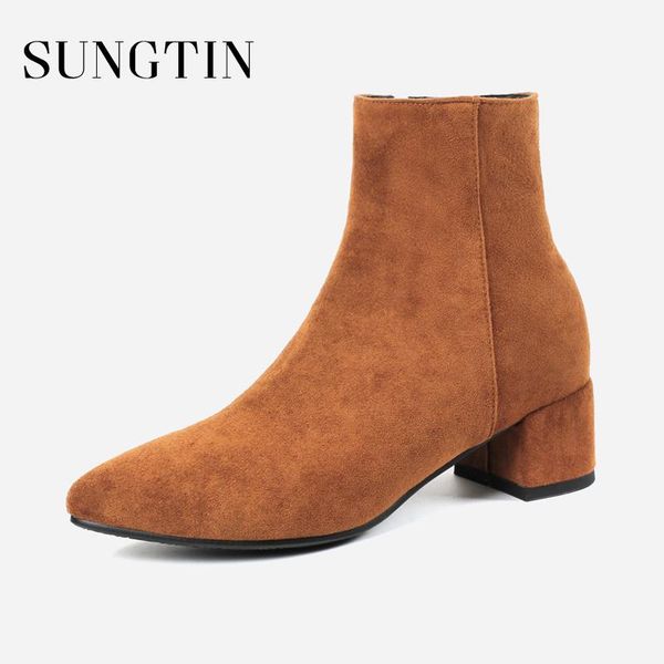 boots sungtin autumn winter plush warm ankle women plus size short riding pointed toe ladies casual booties, Black
boots sungtin autumn winter plush warm ankle women plus size short riding pointed toe ladies casual booties, Black