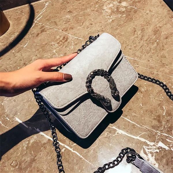 2020 autumn and winter new fashion ladies shoulder bag wild diagonal bag chain flip bacchus
2020 autumn and winter new fashion ladies shoulder bag wild diagonal bag chain flip bacchus