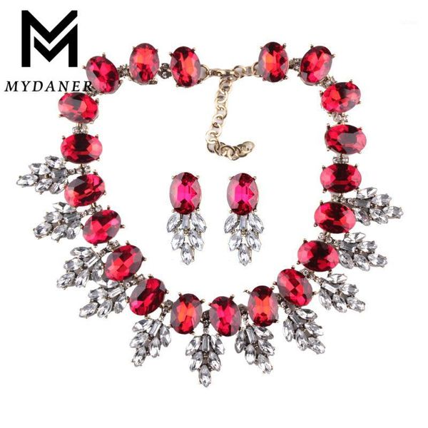 2020 new luxury red green crystal chain necklace set for women bridal choker jewelry christmas gift drop shipping1, Golden;silver
2020 new luxury red green crystal chain necklace set for women bridal choker jewelry christmas gift drop shipping1, Golden;silver