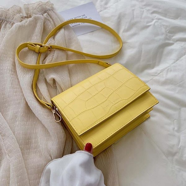 2020 luxury messenger bags women designer stone pattern small square packet chic shoulder crossbody bag party clutch and purse
2020 luxury messenger bags women designer stone pattern small square packet chic shoulder crossbody bag party clutch and purse