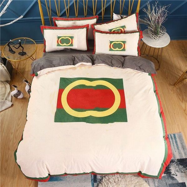 fashion bedding sets red green velvet bed comforters sets quilt cover size winter duvet cover set bed sheet pillow cases
fashion bedding sets red green velvet bed comforters sets quilt cover size winter duvet cover set bed sheet pillow cases