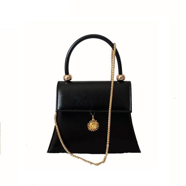 vintage style new sun ornaments women shoulder messenger bag pu leather small capacity handbag 2020
vintage style new sun ornaments women shoulder messenger bag pu leather small capacity handbag 2020