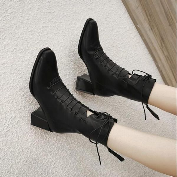 ankle boots women boots women shoes woman fashion high-heeled pu hollow short 2020 autumn new breathable short d540, Black
ankle boots women boots women shoes woman fashion high-heeled pu hollow short 2020 autumn new breathable short d540, Black