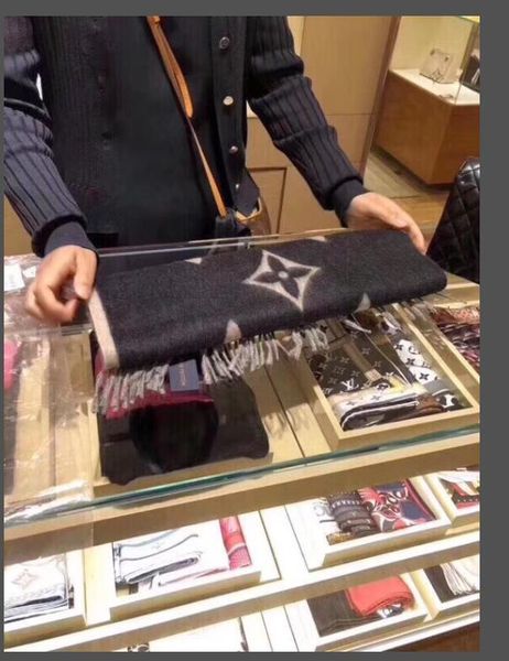 роскошные малая площадь шарф 100% реального шарф louis vuitton шарфы хиджаб оголовье шейных шеи грелка, Blue;gray
роскошные малая площадь шарф 100% реального шарф louis vuitton шарфы хиджаб оголовье шейных шеи грелка, Blue;gray