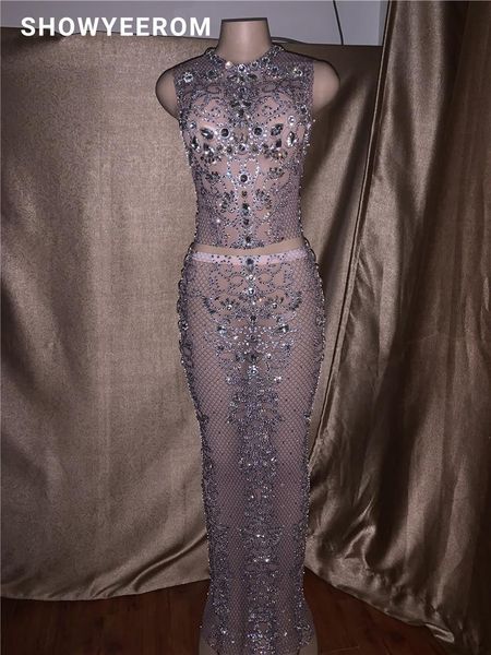 stage wear women mesh perspective sparkly crystals long dress evening party rhinestones dresses birthday celebrate costume, Black;red
stage wear women mesh perspective sparkly crystals long dress evening party rhinestones dresses birthday celebrate costume, Black;red