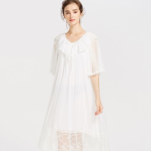 european and american half sleeve mesh nightdress princess cute lace mid-skirt pajamas double-layer homewear round neck, Black;red
european and american half sleeve mesh nightdress princess cute lace mid-skirt pajamas double-layer homewear round neck, Black;red