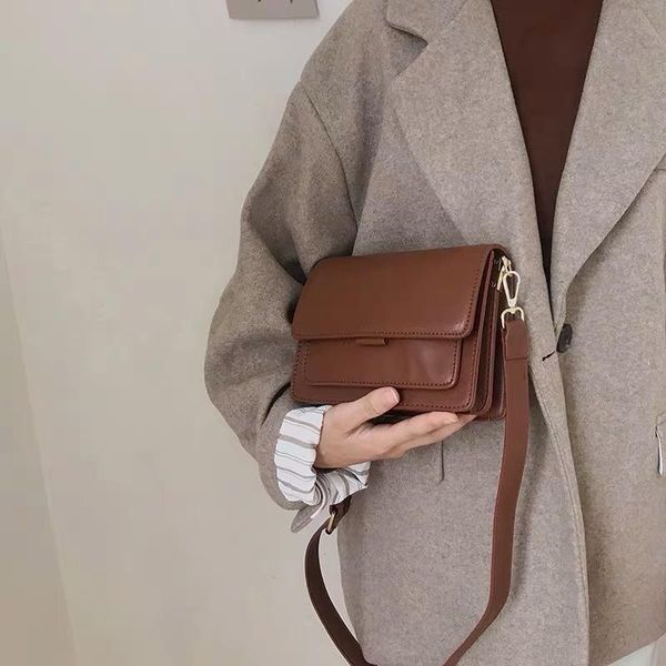 2020 fashion woman shoulder bag pu leather youth ladies small square bag light wild simple female daily messenger
2020 fashion woman shoulder bag pu leather youth ladies small square bag light wild simple female daily messenger