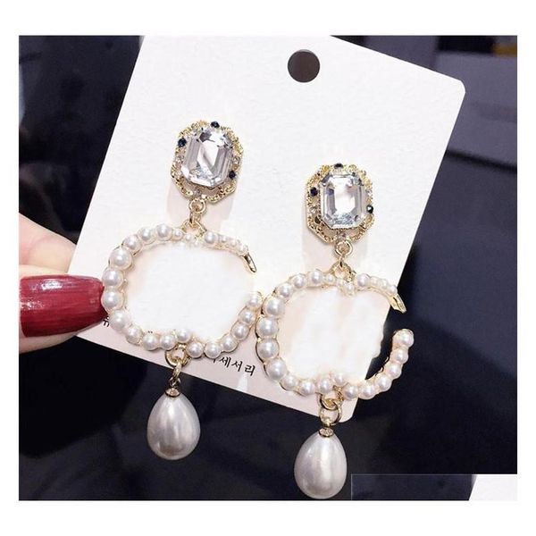 classic diamond pearl earrings letters designer ladies earrings women pendant earrings studs crystal bran jllklj bdesybag, Golden
classic diamond pearl earrings letters designer ladies earrings women pendant earrings studs crystal bran jllklj bdesybag, Golden