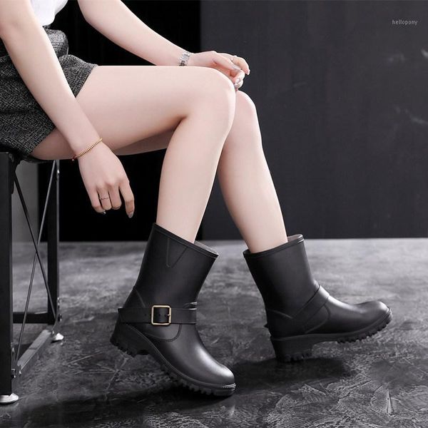 women's rain shoes rubber mid-barrell 18cm female rain boots non-slip water wear-resistant car wash cover shoes 4.5cm heel1, Black
women's rain shoes rubber mid-barrell 18cm female rain boots non-slip water wear-resistant car wash cover shoes 4.5cm heel1, Black