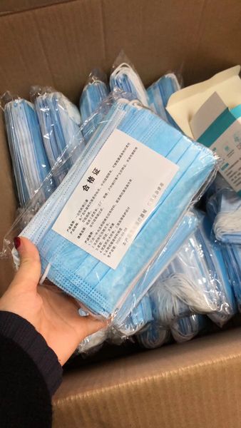 meltblown designer disposable non face woven masks three layers anti-dust waterproof mask wholesale
meltblown designer disposable non face woven masks three layers anti-dust waterproof mask wholesale
