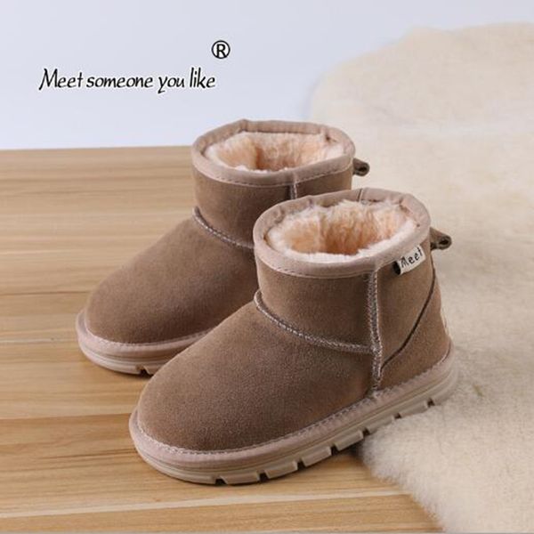 22-35children's snow girls' boots, thick and velvet baby anti-ski shoes, boys' cotton shoes, Black;red 
22-35children's snow girls' boots, thick and velvet baby anti-ski shoes, boys' cotton shoes, Black;red