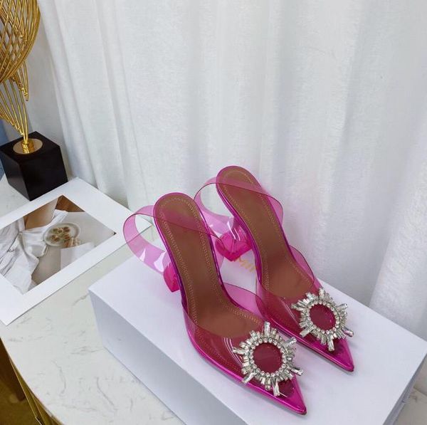 perfect official quality amina shoes sandals crystal-embellished pvc slingback pumps muaddi restocks begum pvc slingbacks 9.5 high heel, Black
perfect official quality amina shoes sandals crystal-embellished pvc slingback pumps muaddi restocks begum pvc slingbacks 9.5 high heel, Black
