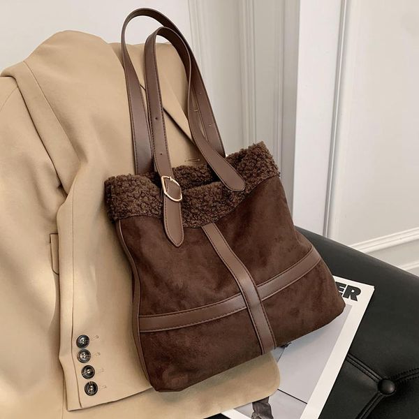 shoulder bags niche design autumn/winter lamb plush suede handbags fashion all-match retro tote bag bucket width: 31cm
shoulder bags niche design autumn/winter lamb plush suede handbags fashion all-match retro tote bag bucket width: 31cm