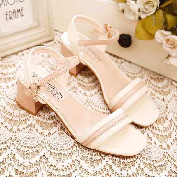thick-heeled shoes women's 2021 summer new elegant rhinestone buckle sandals versatile pointed shallow mouth high heels, Black
thick-heeled shoes women's 2021 summer new elegant rhinestone buckle sandals versatile pointed shallow mouth high heels, Black