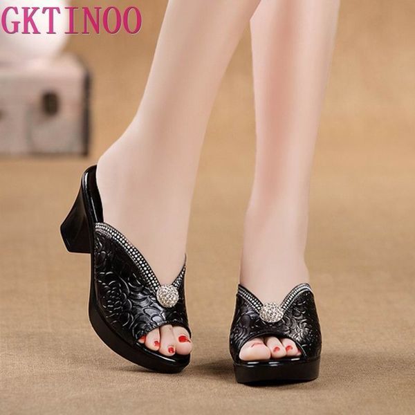 rhinestone women sandals comfortable geuine leather thick heels women's casual shoes summer platform sandal t200831, Black
rhinestone women sandals comfortable geuine leather thick heels women's casual shoes summer platform sandal t200831, Black