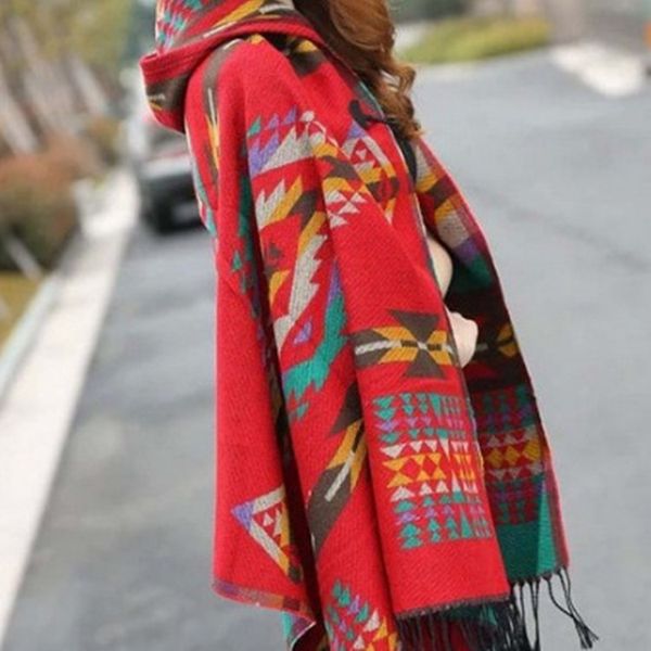 women's autumn and winter fashion design poncho pearl tassel cloak sweater ladiespullover jacquard tassel knitted jacket cloak ladape h, Black
women's autumn and winter fashion design poncho pearl tassel cloak sweater ladiespullover jacquard tassel knitted jacket cloak ladape h, Black