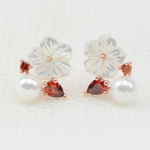 2021 new jewelry shell flowers pearl earrings stud 925 sterling silver freshwater pearls earrings for wedding party ed1016, Golden;silver
2021 new jewelry shell flowers pearl earrings stud 925 sterling silver freshwater pearls earrings for wedding party ed1016, Golden;silver