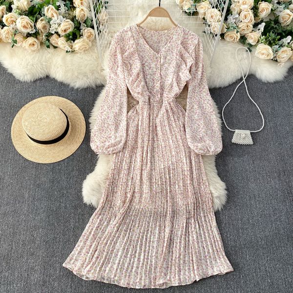 2021 new singiny feminine sweet floral dress puff neck ruffled button autumn boho imprint the line dressed q963, Black;gray
2021 new singiny feminine sweet floral dress puff neck ruffled button autumn boho imprint the line dressed q963, Black;gray