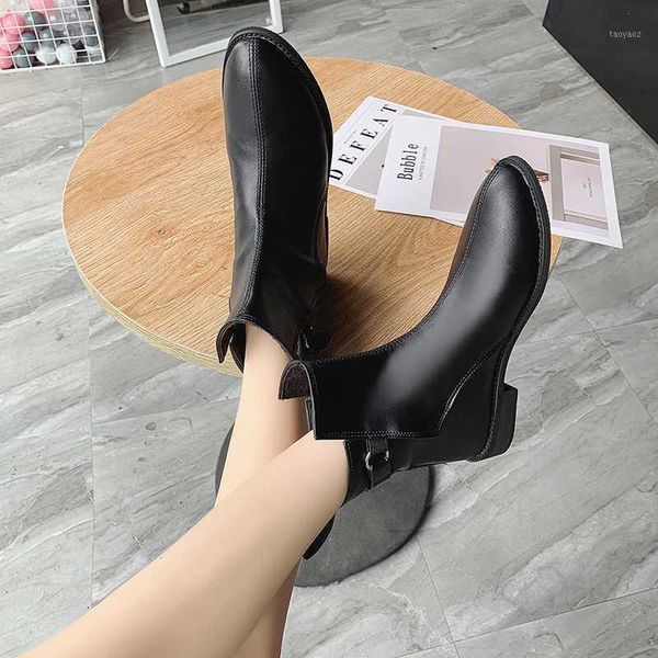 2019 autumn and winter new round head thick with boots side zipper casual boots winter warm lace ladies ankle black u23-881
2019 autumn and winter new round head thick with boots side zipper casual boots winter warm lace ladies ankle black u23-881