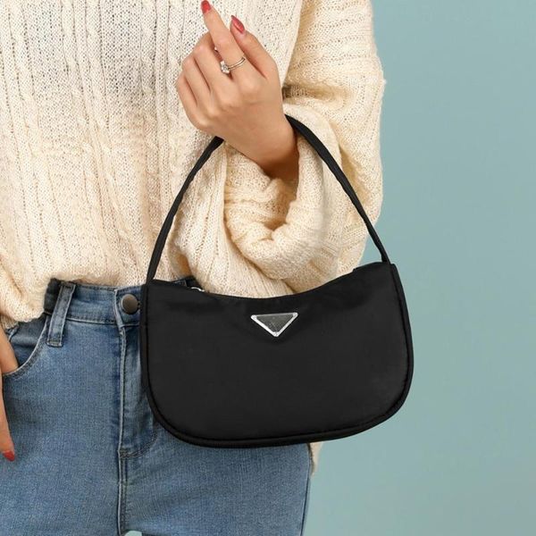 fashion women nylon shoulder handbag casual pure color elegant zipper ladies totes simple shoulder underarm bag
fashion women nylon shoulder handbag casual pure color elegant zipper ladies totes simple shoulder underarm bag