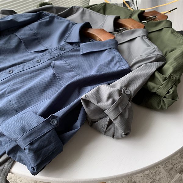 a number of dark check small texture waterproof fabric, outdoor cool sports, multi pocket 7-point sleeve shirt for men
a number of dark check small texture waterproof fabric, outdoor cool sports, multi pocket 7-point sleeve shirt for men