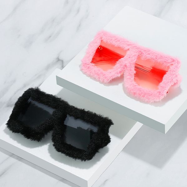 2022 oversized soft fur sunglasses colorful handmade women steampunk club sun glasses for decoration lentes de sol mujer, White;black
2022 oversized soft fur sunglasses colorful handmade women steampunk club sun glasses for decoration lentes de sol mujer, White;black