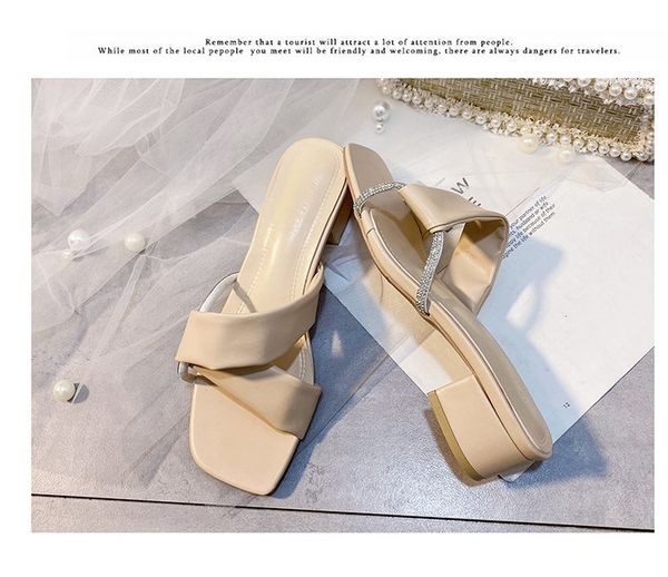 slippers women's summer new style wear high-heeled thick heel ladies sandals and slippers korean wild beach shoes word drag x1020, Black
slippers women's summer new style wear high-heeled thick heel ladies sandals and slippers korean wild beach shoes word drag x1020, Black