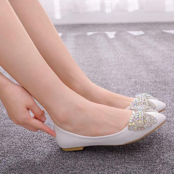 fashion rhinestone womens shoes bow pointed shallow mouth single shoes wild flat temperament elegant banquet wedding, Black
fashion rhinestone womens shoes bow pointed shallow mouth single shoes wild flat temperament elegant banquet wedding, Black
