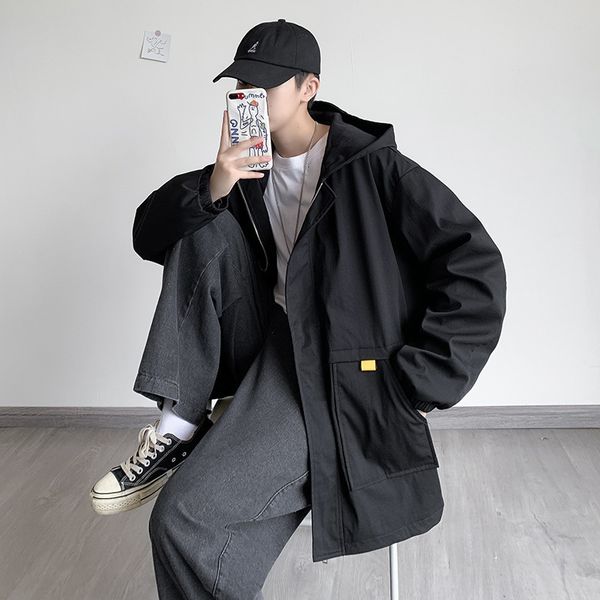 2020 new autumn temperament hooded windbreaker men's thin coat zipper casual loose jacket, Tan;black
2020 new autumn temperament hooded windbreaker men's thin coat zipper casual loose jacket, Tan;black