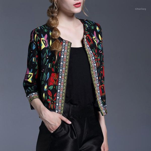 embroidery outerwear winter print office ladies women coats and jackets vintage autumn long sleeve coat1, Black;brown
embroidery outerwear winter print office ladies women coats and jackets vintage autumn long sleeve coat1, Black;brown
